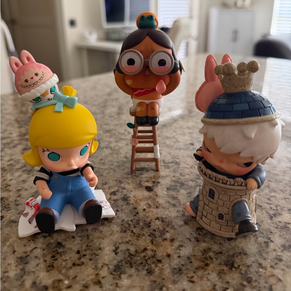 Pop Mart Finding Mokoko Series Figures Bundle